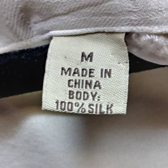 TOMMY BAHAMA MEN - READ IT, ROLE IT, HOLE IT - Picture 7 of 7